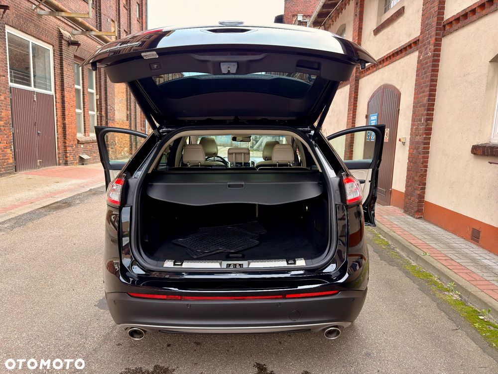 Ford Edge 2.0 TDCi Bi-Turbo 4x4 Titanium - 32