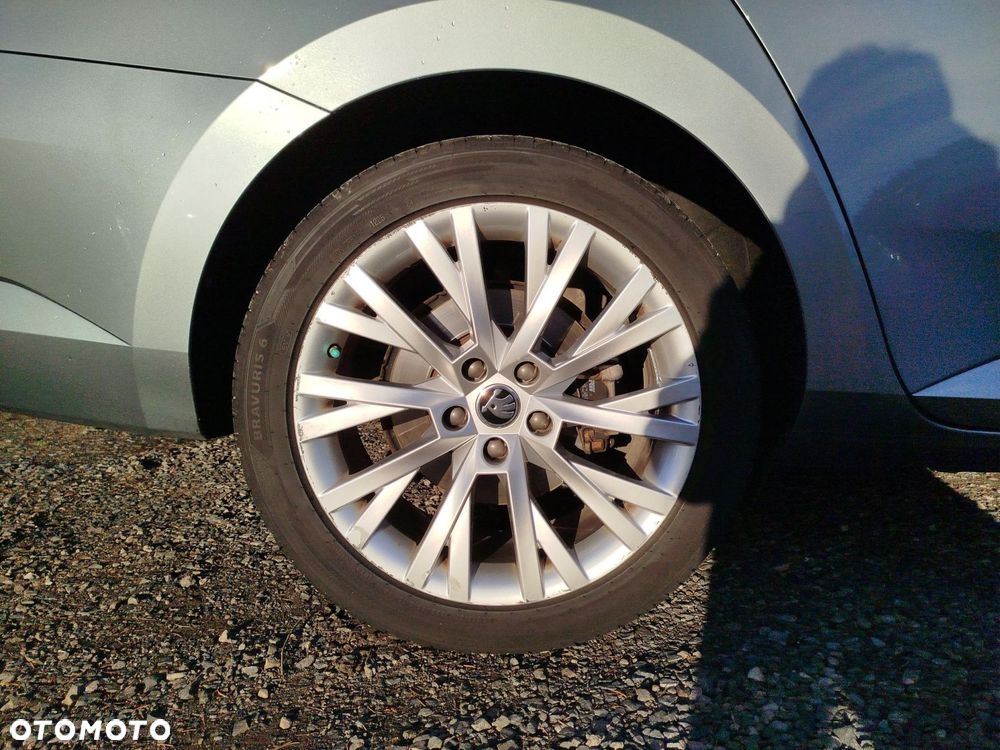 Skoda Superb - 17