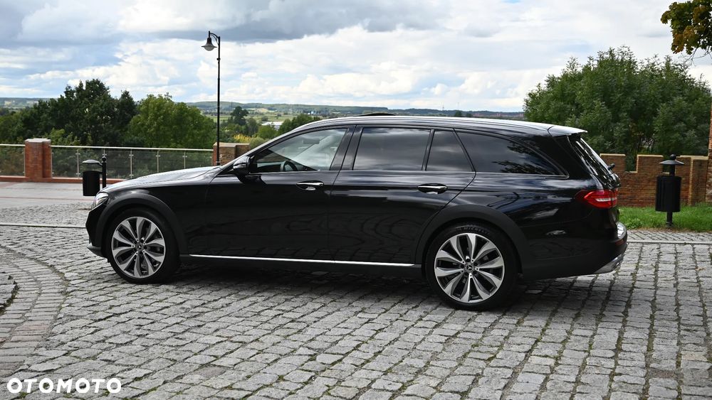 Mercedes-Benz Klasa E 220 d 4-Matic All-Terrain - 5