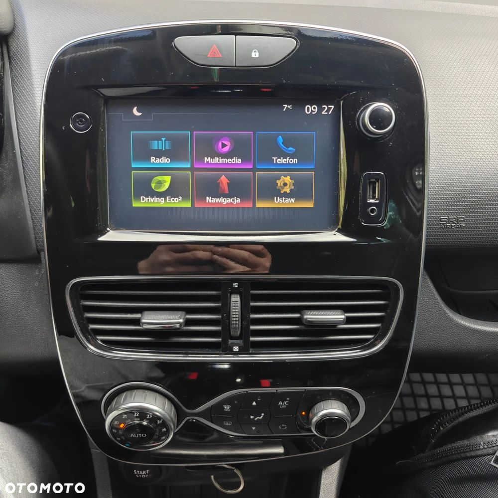 Renault Clio 1.2 16V Limited - 12