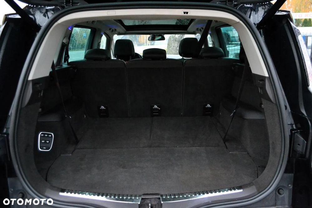 Renault Espace 1.6 dCi Energy Initiale Paris EDC 7os - 12