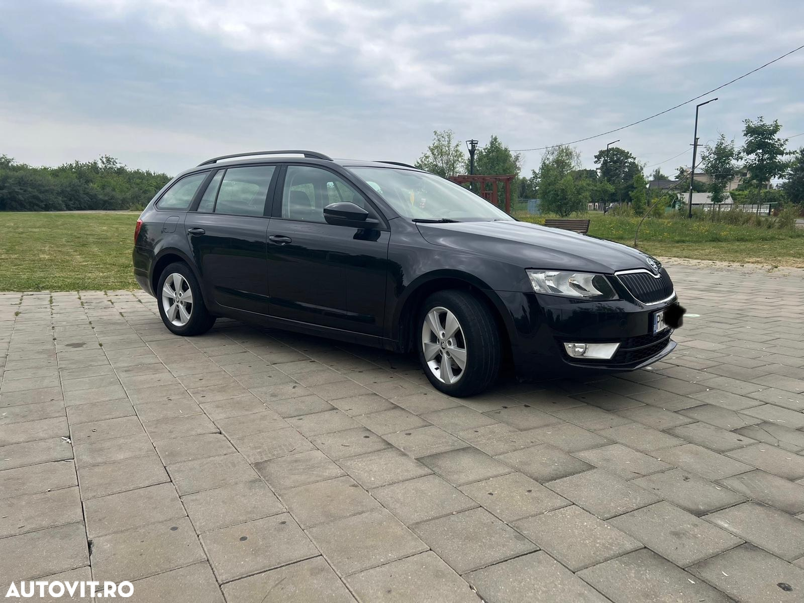 Skoda Octavia Combi 2.0 TDI Ambition - 4