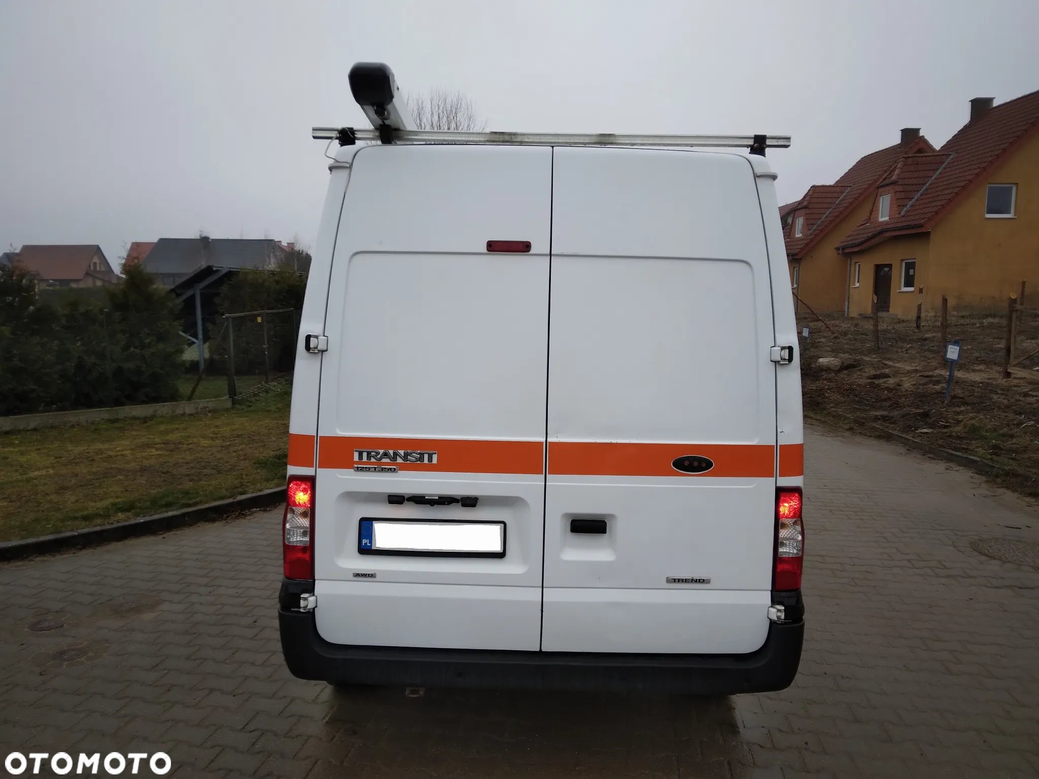 Ford Transit - 11