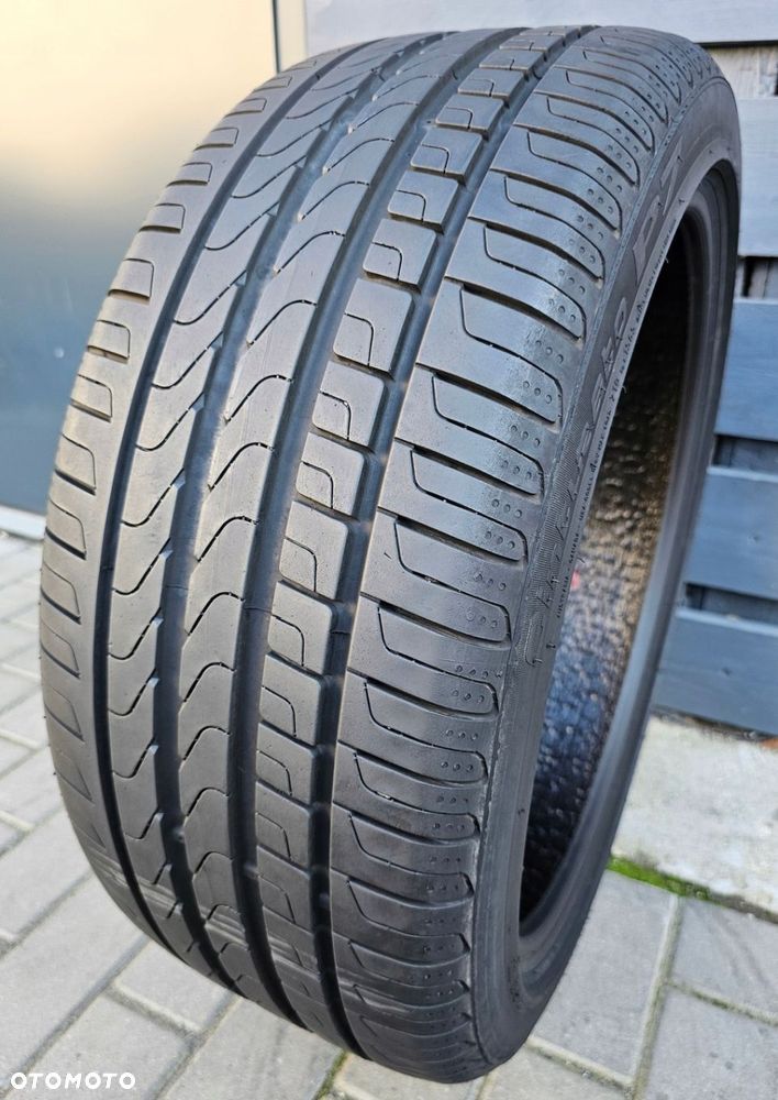 Pirelli Cinturato P7 235/40R19 96 W - 1
