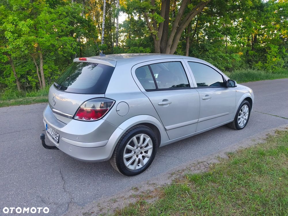 Opel Astra 1.6 Enjoy - 7