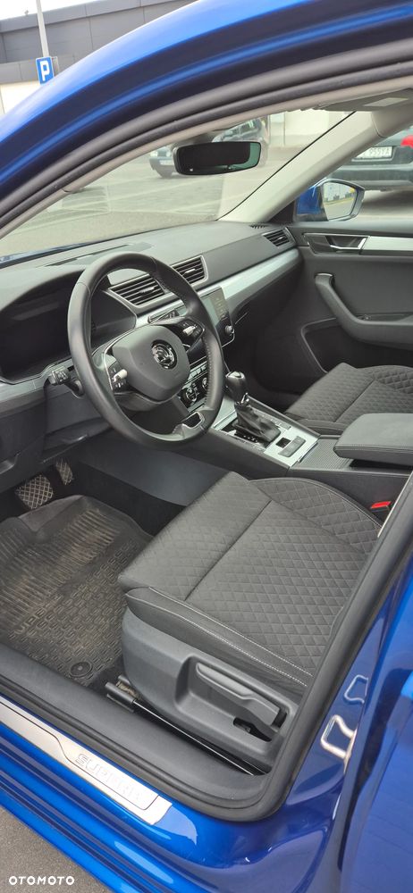 Skoda Superb 2.0 TDI SCR Ambition DSG - 10