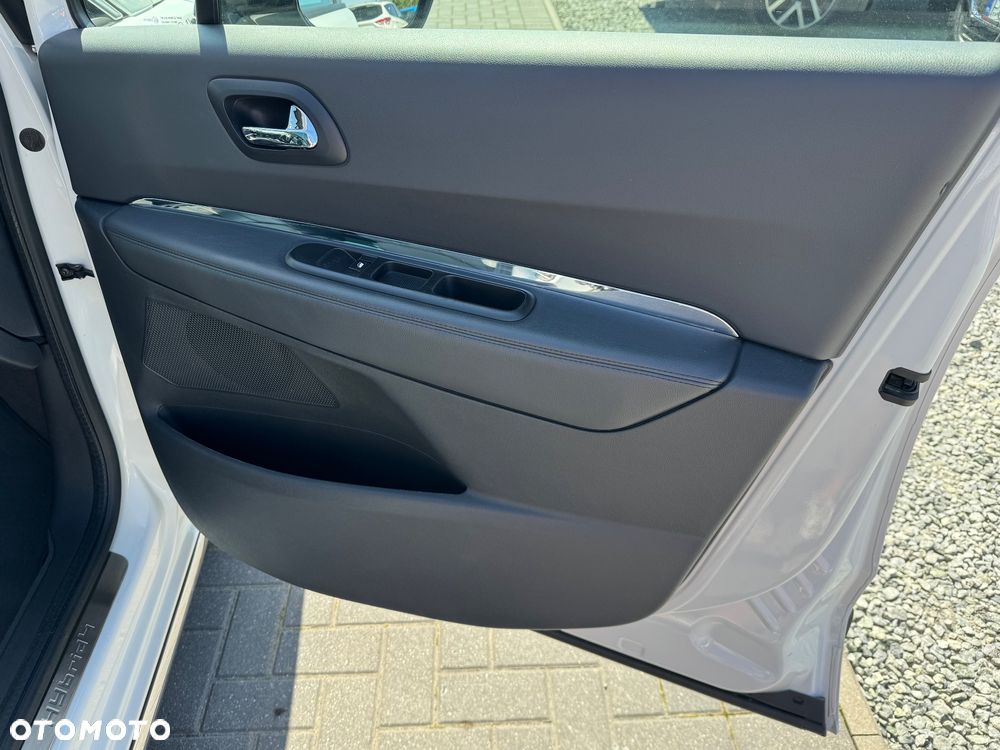 Peugeot 3008 Hybrid4 - 29