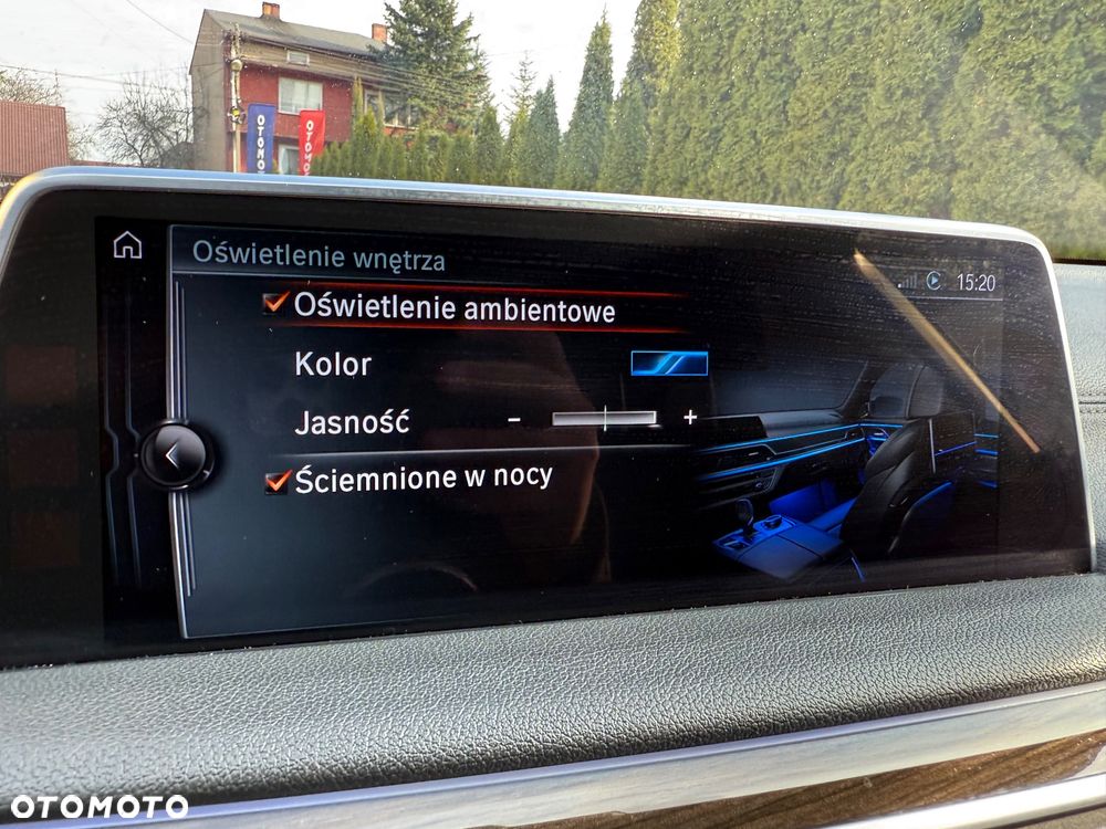 BMW Seria 7 740d xDrive - 34