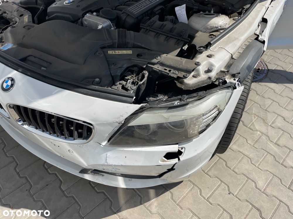 BMW Z4 sDrive23i - 8