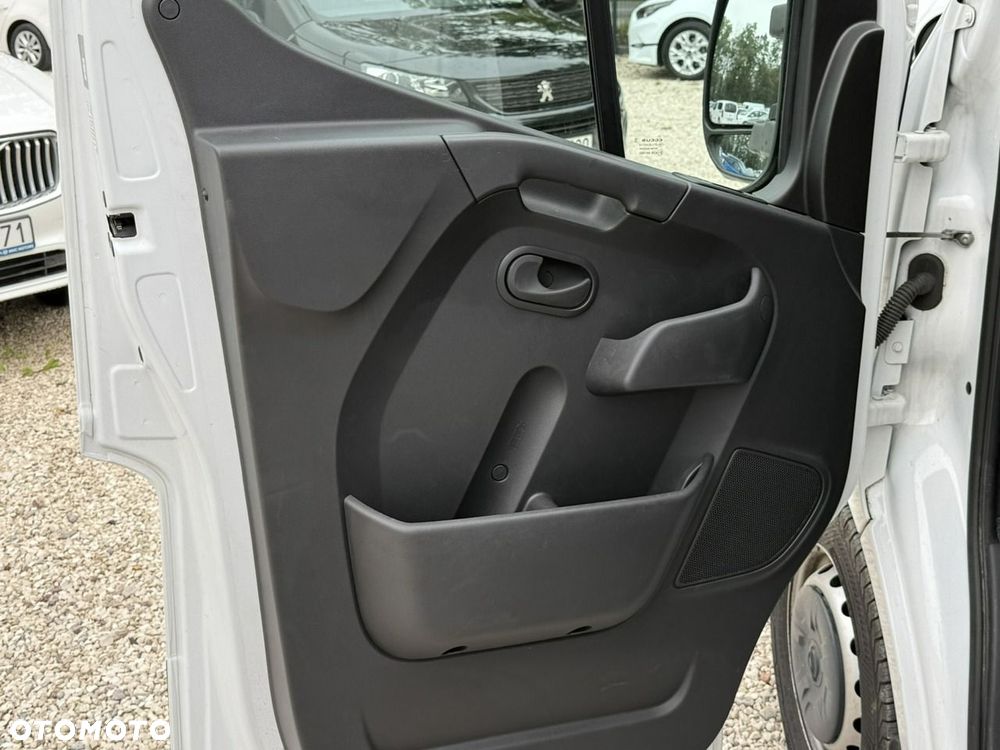 Opel Movano - 17