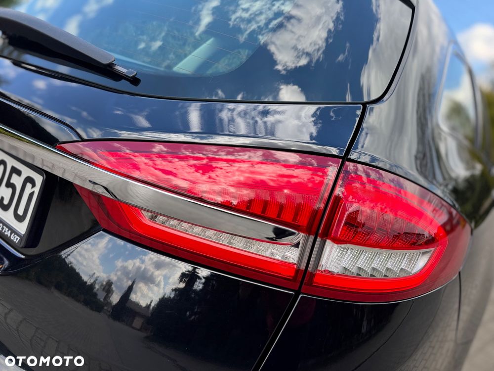 Ford Mondeo 2.0 EcoBlue Titanium - 28