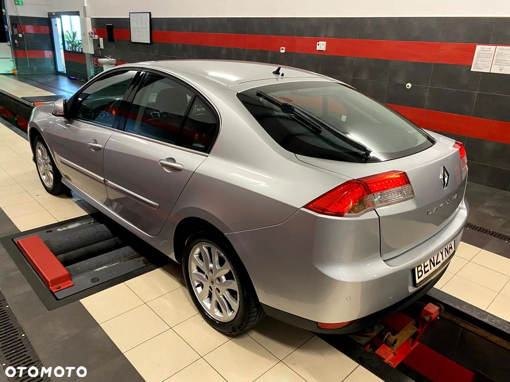 Renault Laguna 2.0 Privilege - 8