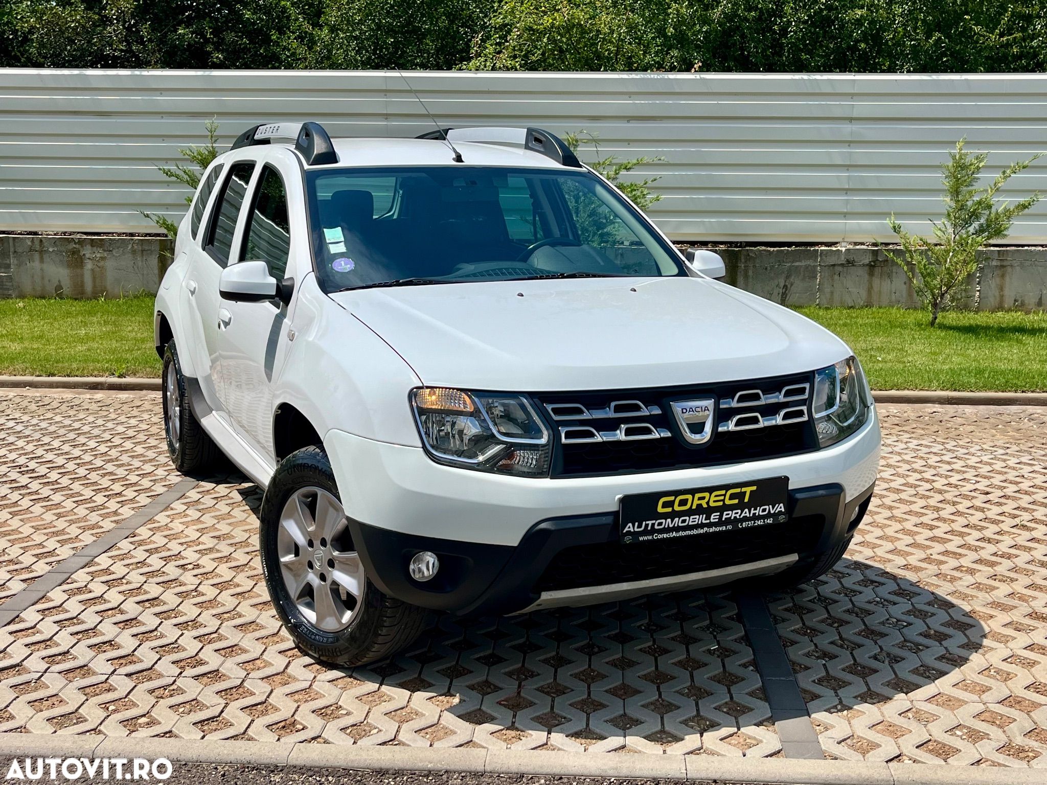Dacia Duster - 1