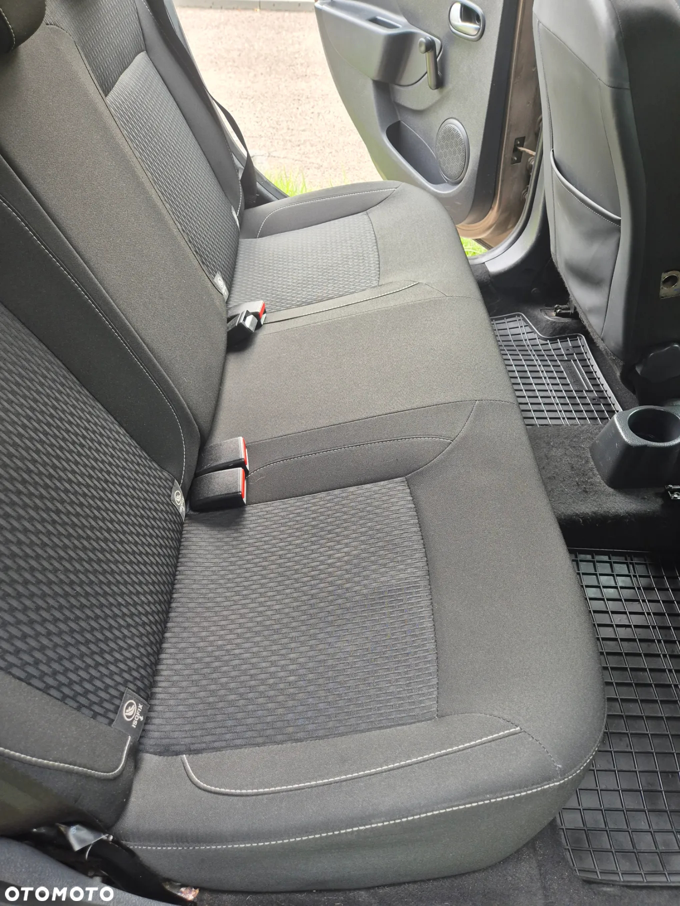 Dacia Logan MCV SCe 75 Laureate - 25