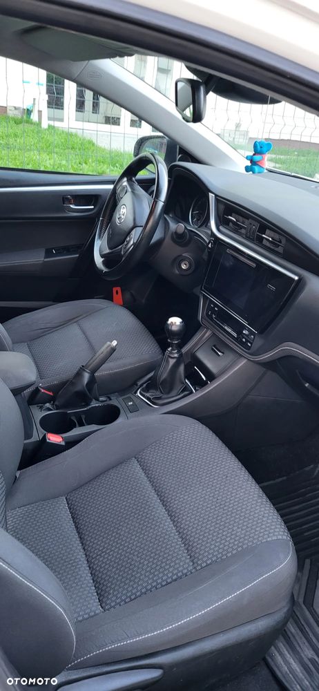 Toyota Corolla 1.6 Comfort - 5