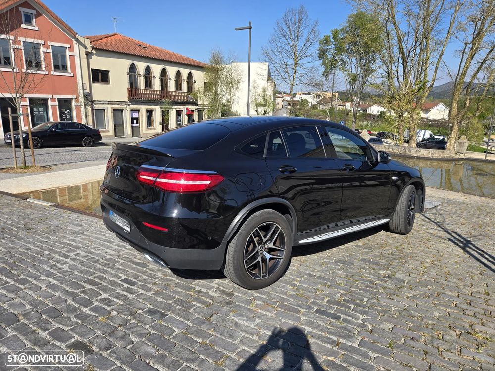Mercedes-Benz GLC 220 d 4Matic 9G-TRONIC AMG Line - 2