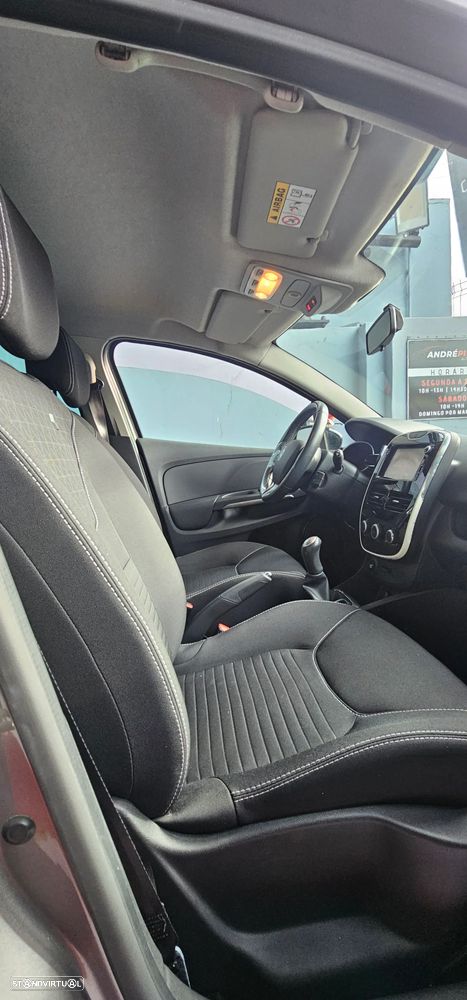 Renault Clio 1.5 dCi Zen - 9
