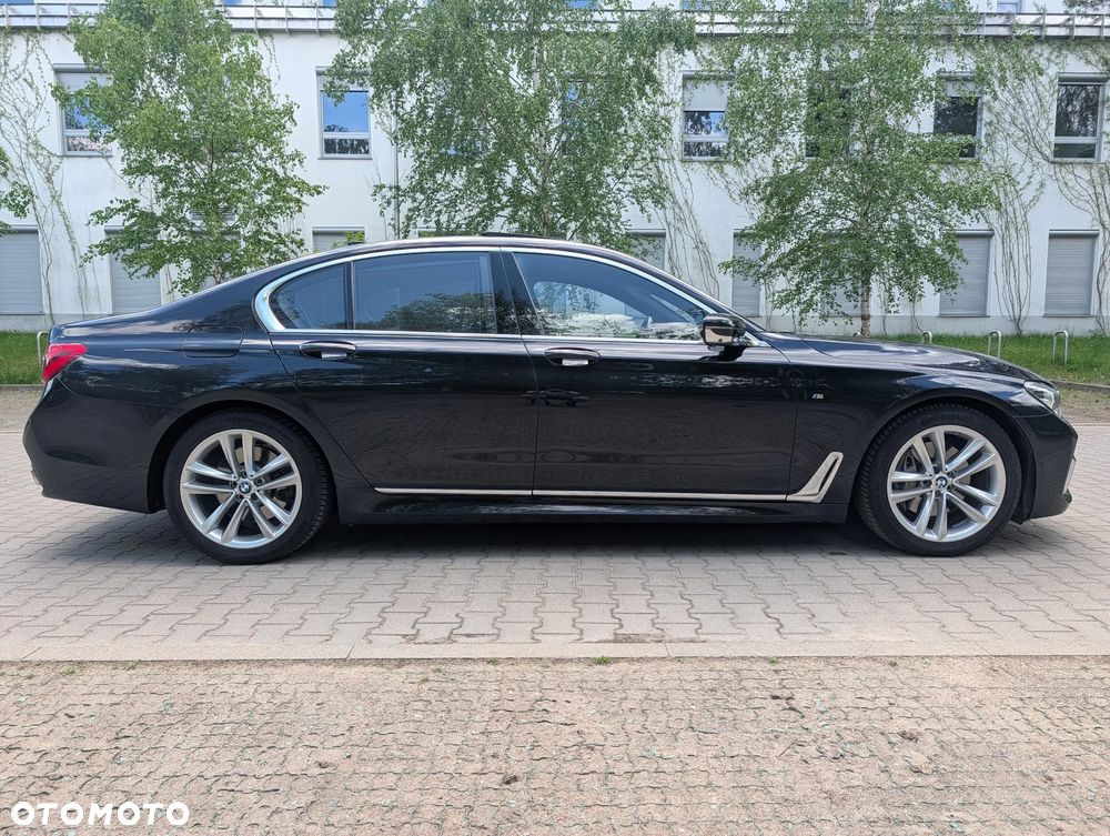 BMW Seria 7 740i - 6