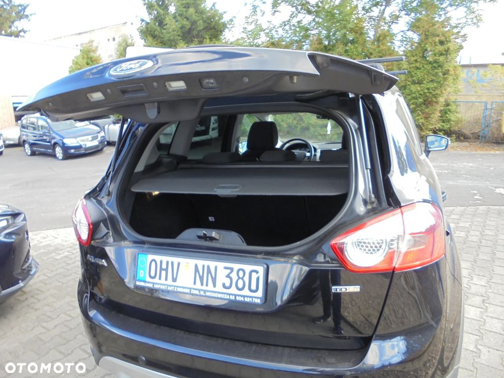Ford Kuga 2.0 TDCi 2x4 Trend - 18