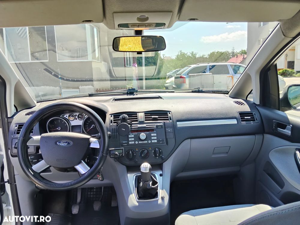 Ford C-Max 2010 photo 2