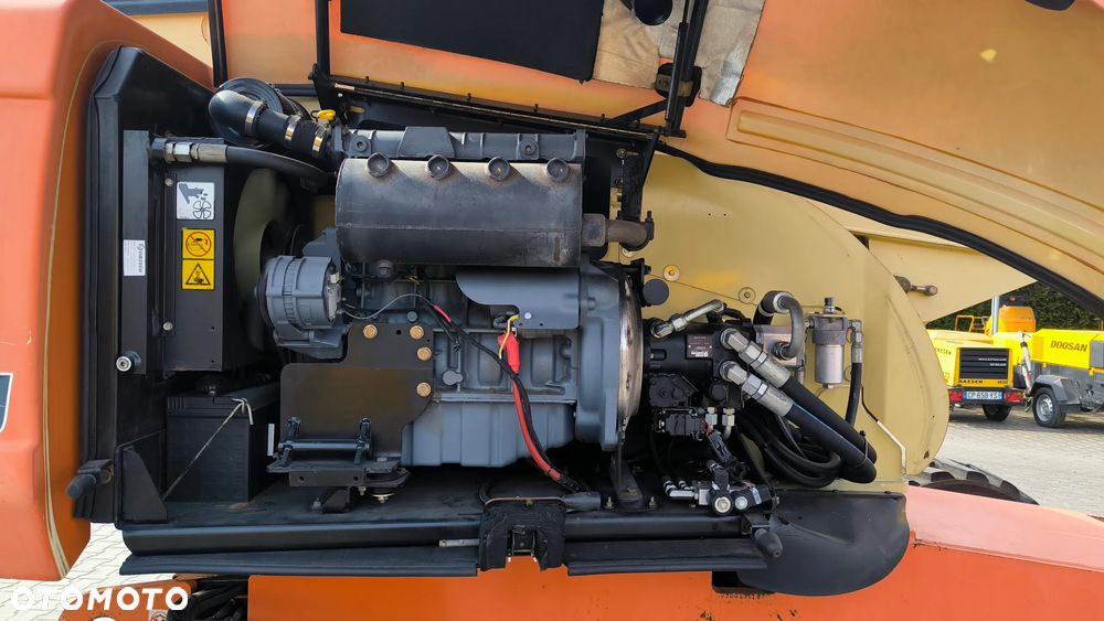JLG 660 SJ - 21