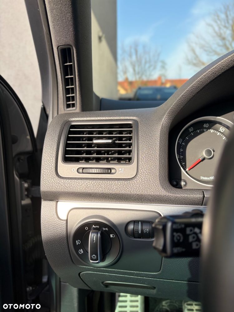 Volkswagen Golf 2.0 GTI - 23