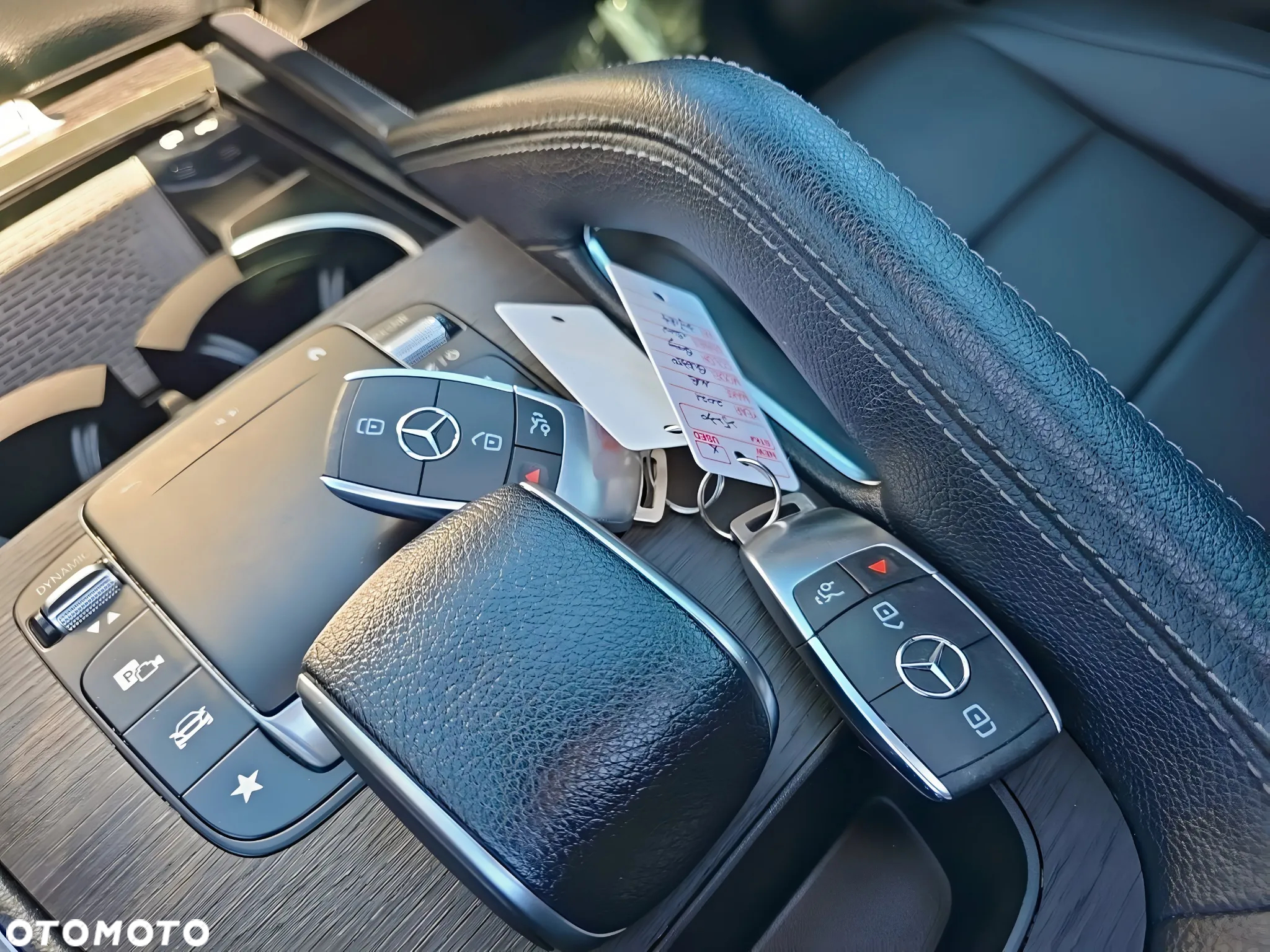 Mercedes-Benz GLE - 12
