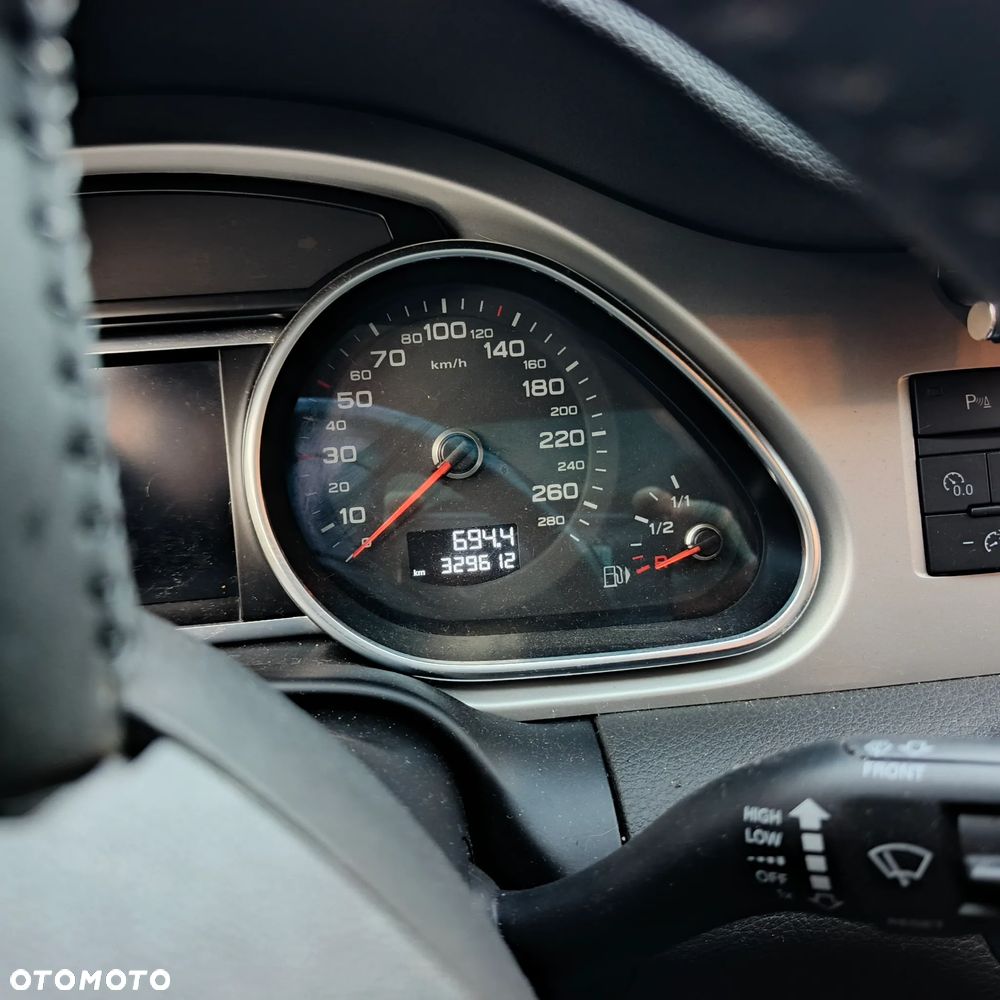 Audi Q7 4.2 TDI DPF Quattro Tiptronic - 9