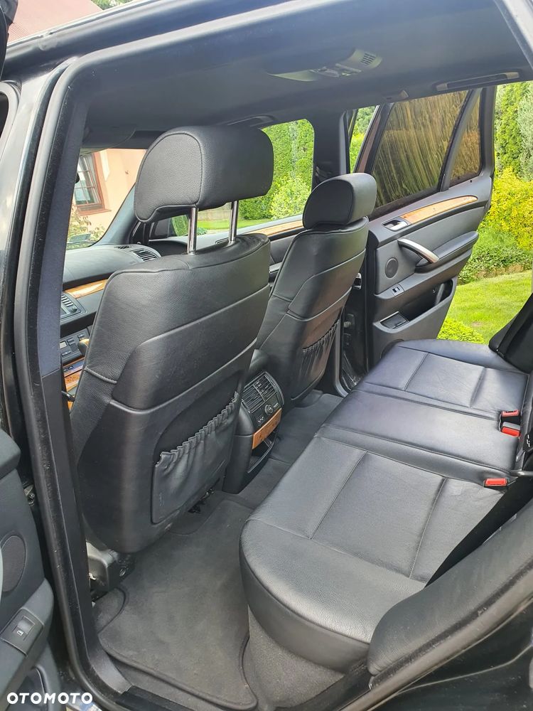 BMW X5 ver-4-4i - 8