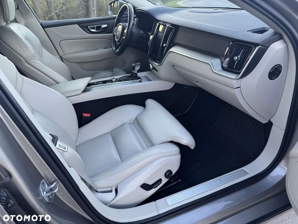 Volvo V60 T5 Geartronic Inscription - 19