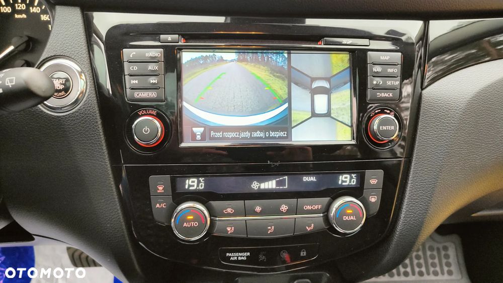 Nissan Qashqai 1.6 dCi Xtronic TEKNA+ - 22