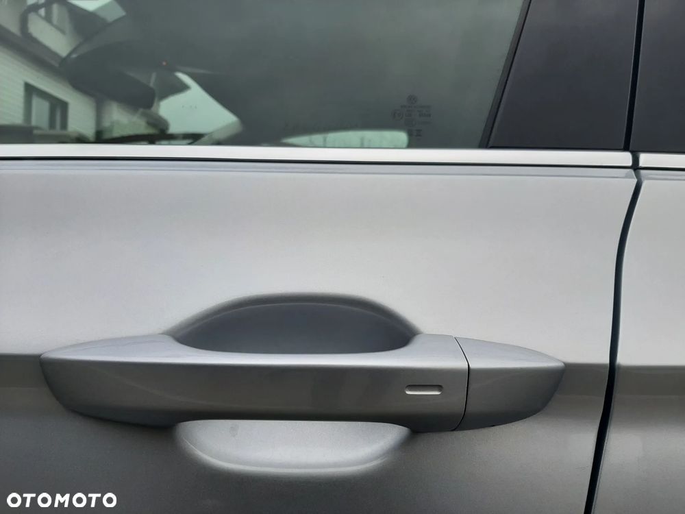 Volkswagen Passat Variant 2.0 TDI SCR DSG Business - 22