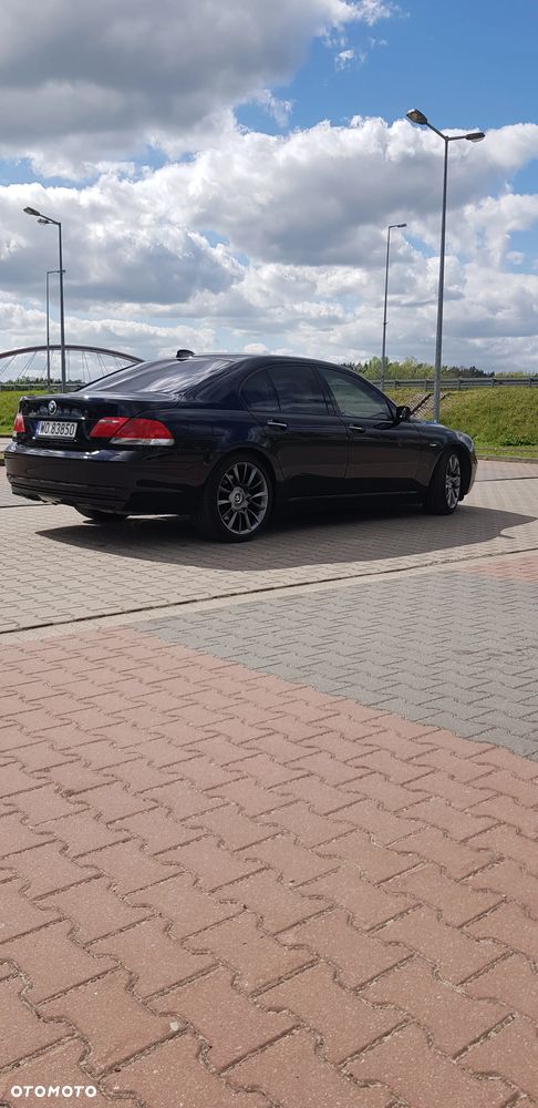 BMW Seria 7 - 11