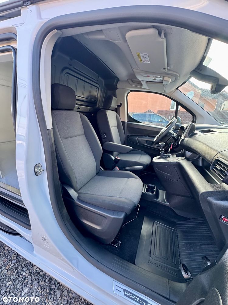 Toyota PROACE city - 19