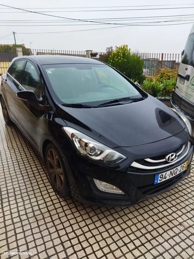 Hyundai i30 1.6 CRDI STyle J17 - 1