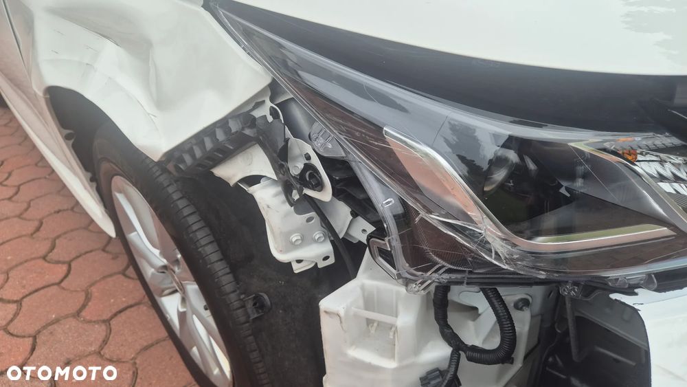 Toyota Corolla 1.8 Hybrid Comfort - 4