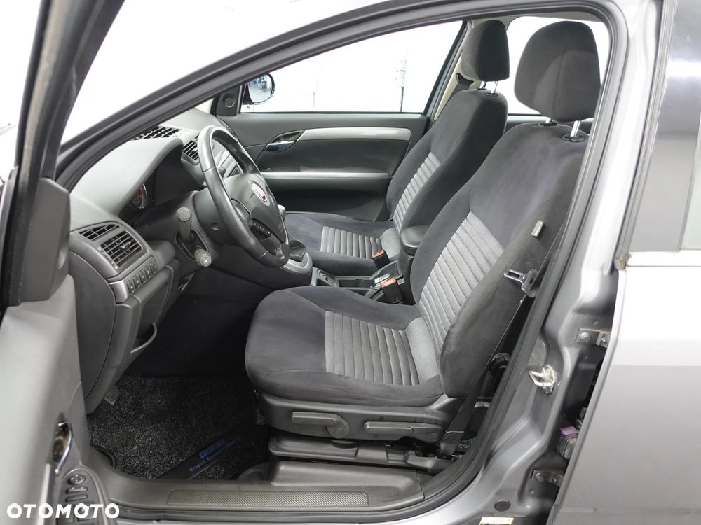 Fiat Croma 1.8 16V Dynamic - 19