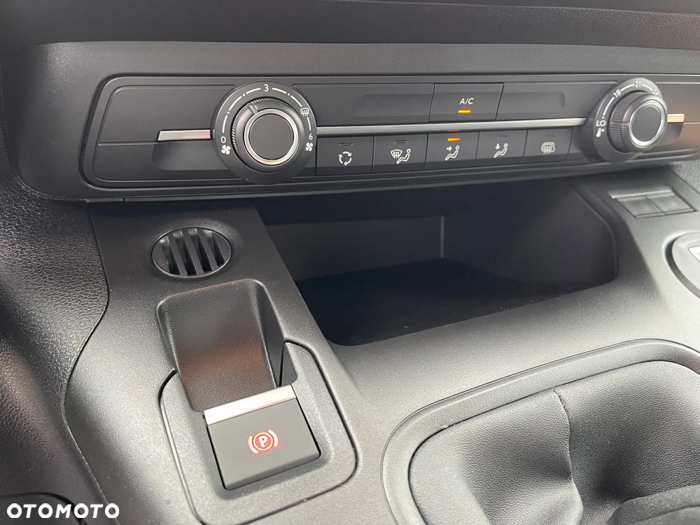Toyota Proace City - 14