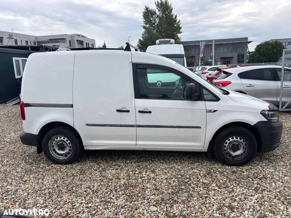 Volkswagen Caddy - 4