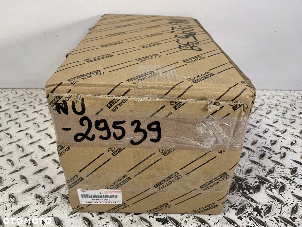 NOWA ORYGINALNA LAMPA TYLNA LEWA TOYOTA AURIS II LIFT KOMBI 15-18 81561-02A51 - 14