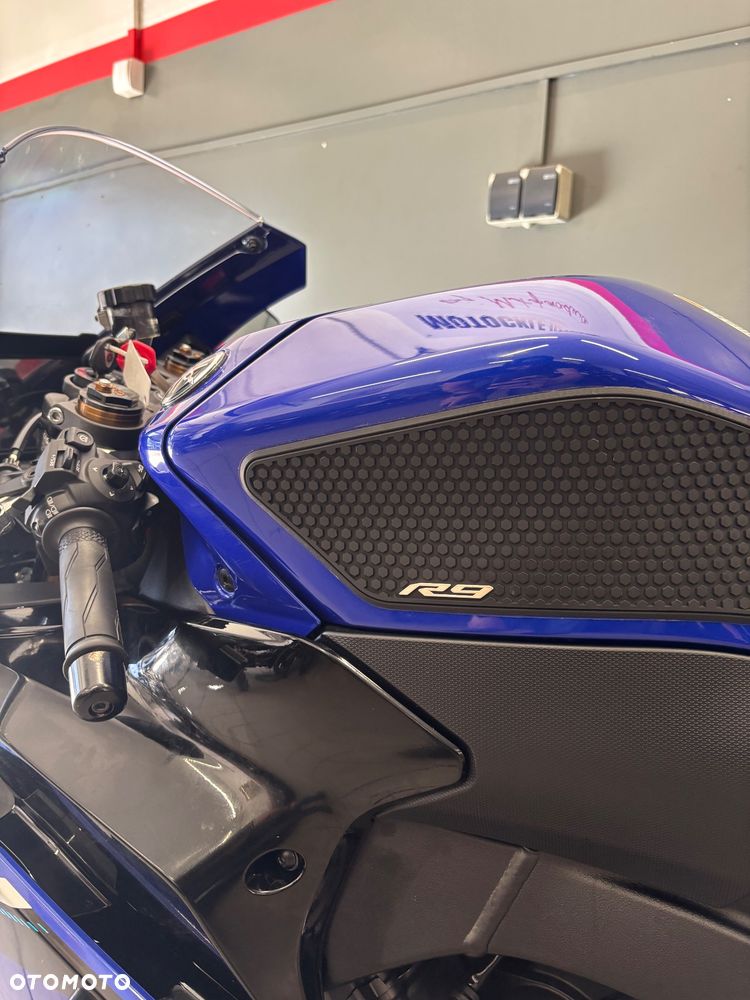 Yamaha R9 - 20