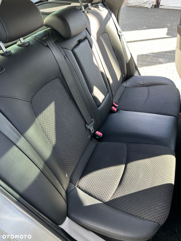 Kia Ceed 1.6 CVVT Automatik EX - 23