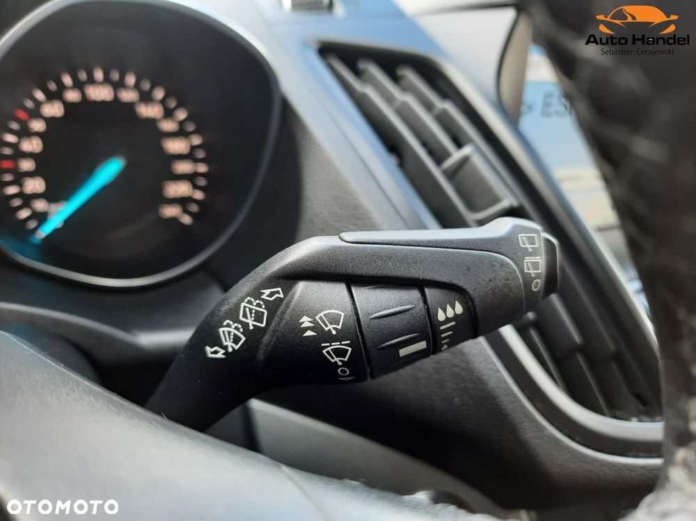 Ford Kuga 1.5 EcoBoost 2x4 Titanium - 19