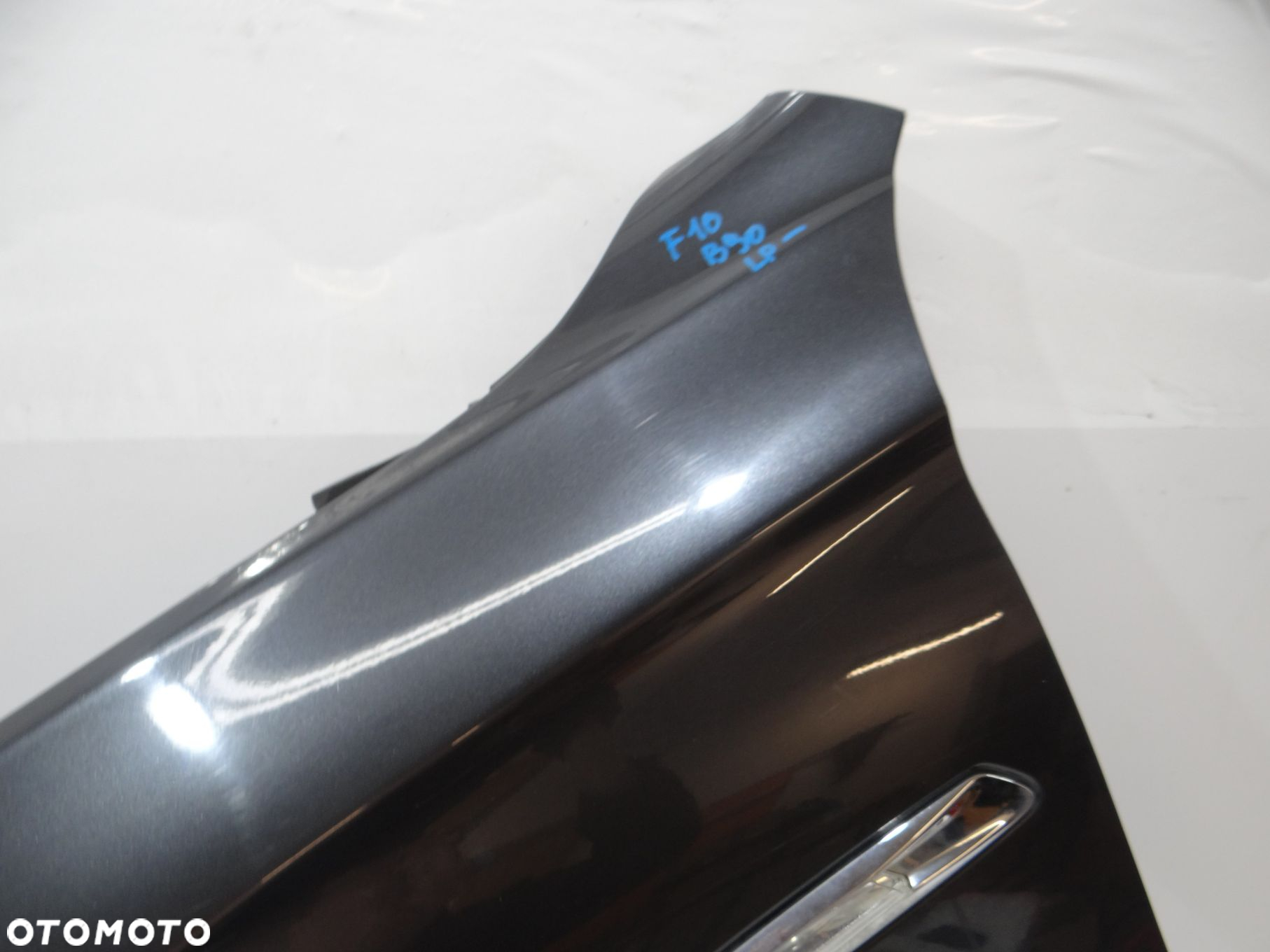 BŁOTNIK LEWY PRZEDNI BMW F10 B90 - 2