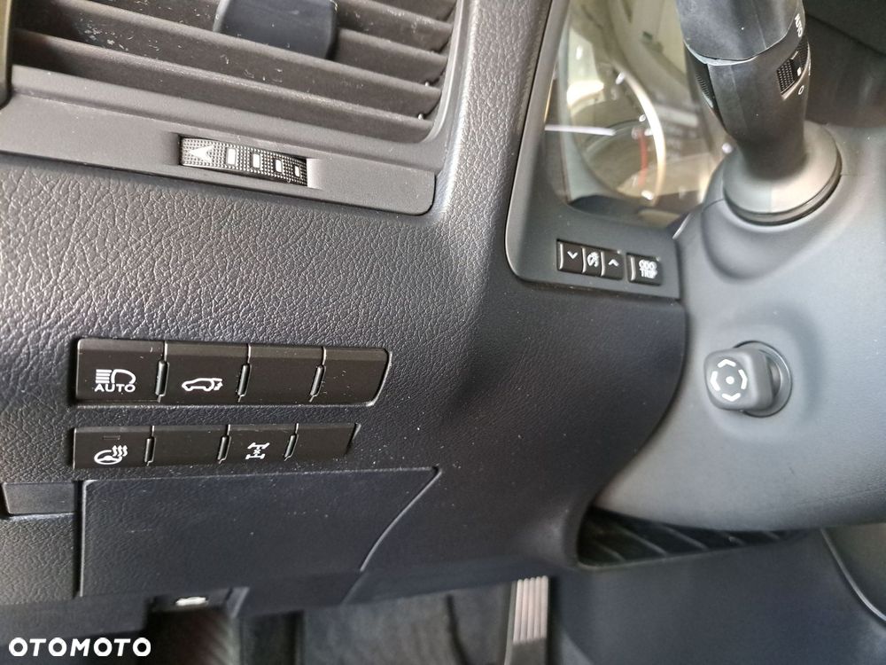 Lexus RX 300 F-Impression - 37