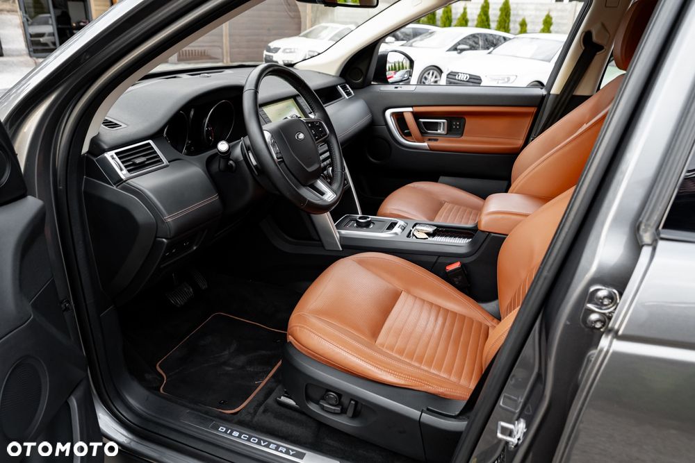 Land Rover Discovery Sport TD4 HSE - 16