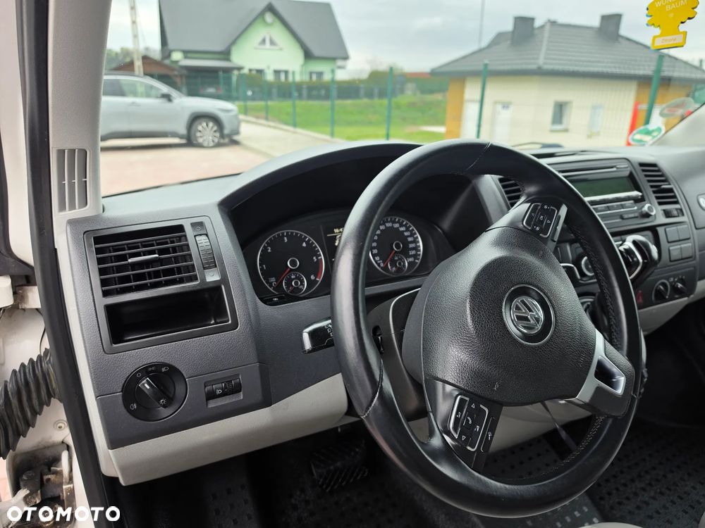 Volkswagen Transporter - 5