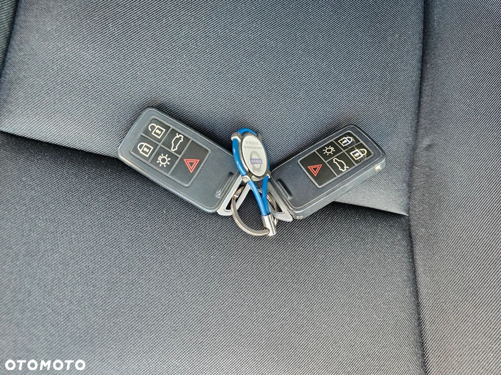 Volvo XC 60 D3 Momentum - 33