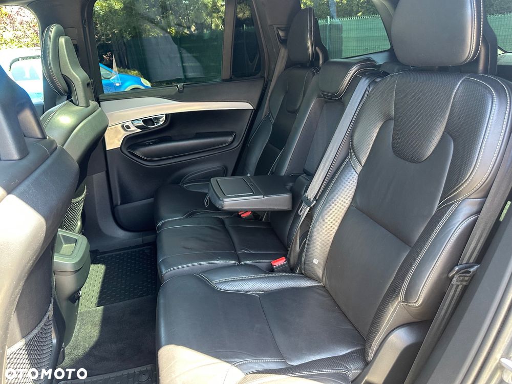 Volvo XC 90 D5 AWD R-Design - 30