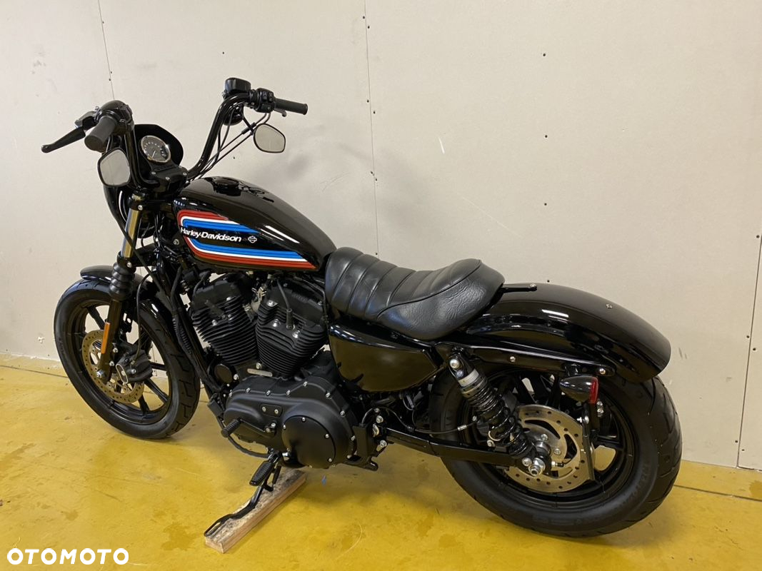 Harley-Davidson Sportster Iron 1200 - 15